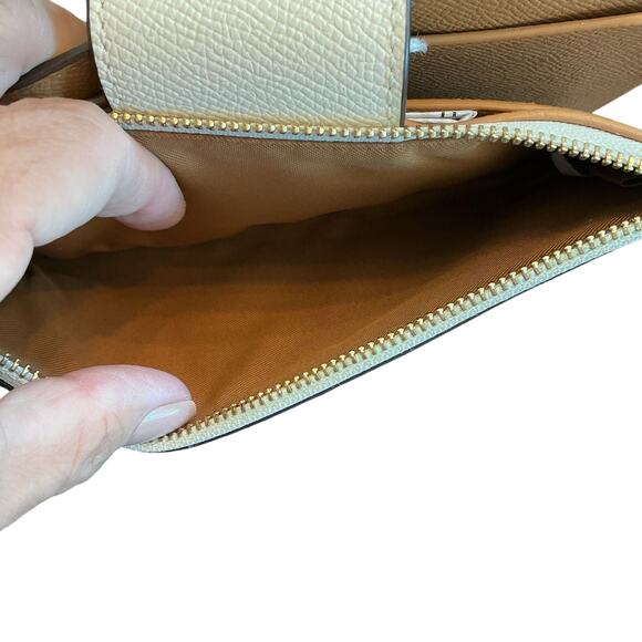 COACH The Phone Wallet Bi Fold Crossgrain Leather Chalk White/Camel Women’s NWOT - Picture 11 of 15